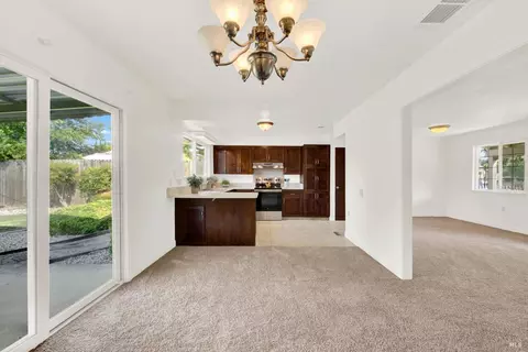 134 Olympic Cir, Vacaville, CA 95687 photo 21