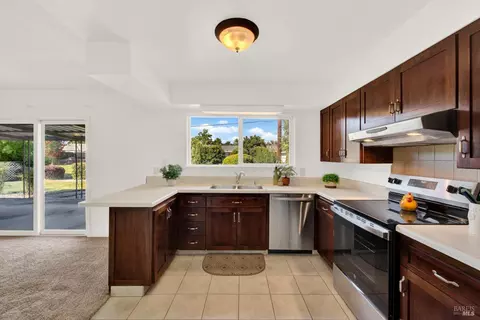 134 Olympic Cir, Vacaville, CA 95687 photo 28