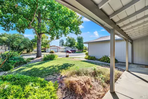 134 Olympic Cir, Vacaville, CA 95687 photo 6