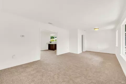 134 Olympic Cir, Vacaville, CA 95687 photo 8