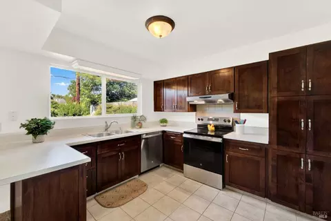 134 Olympic Cir, Vacaville, CA 95687 photo 27