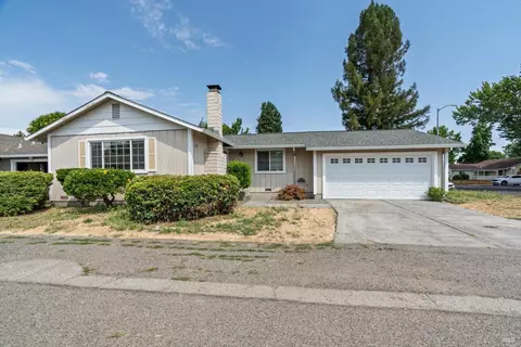 7321 Circle Dr, Rohnert Park, CA 94928