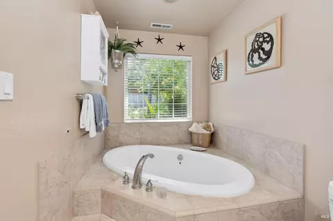 8170 Clifford St, Cotati, CA 94931 photo 35