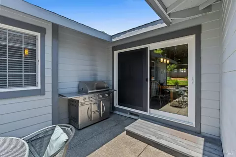 8170 Clifford St, Cotati, CA 94931 photo 56