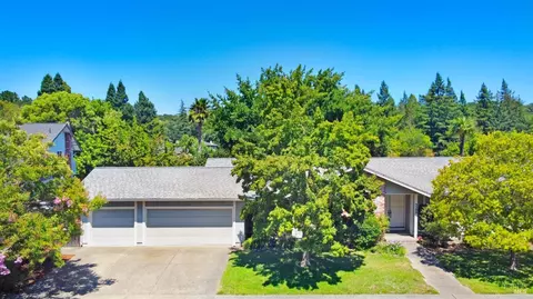 3200 Buckeye Ct, Napa, CA 94558