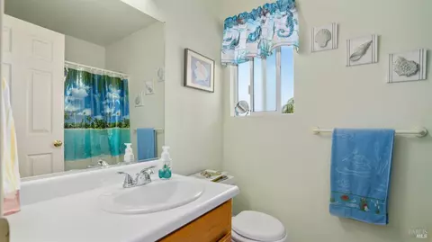 8882 Village Ct, Cotati, CA 94931 photo 12