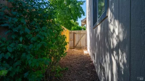 8882 Village Ct, Cotati, CA 94931 photo 25