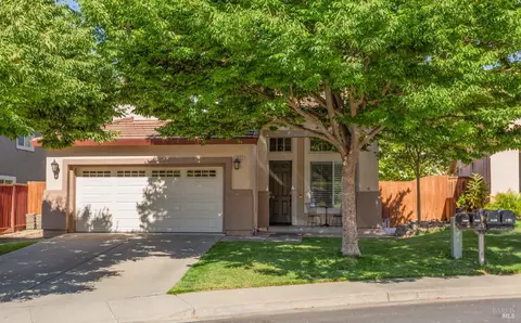 2433 Wolf Glen Pl, Fairfield, CA 94534