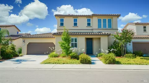 173 Wisteria Cir, Vacaville, CA 95687