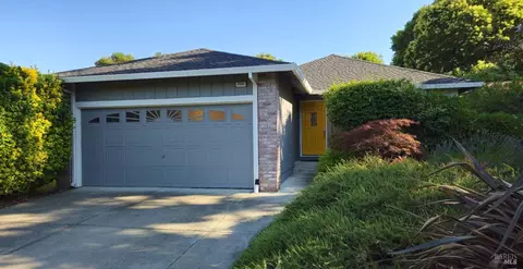 2464 Copperfield Dr, Santa Rosa, CA 95401