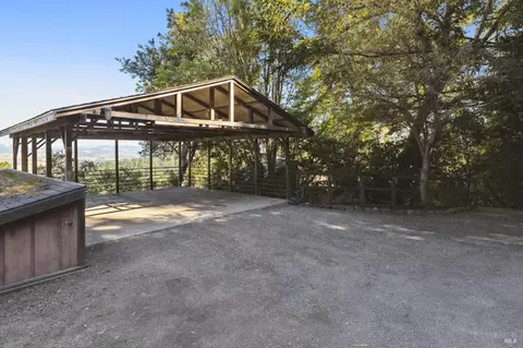 Exterior - 21 Dover Rd, Inverness, CA 94937 photo 23 of 28