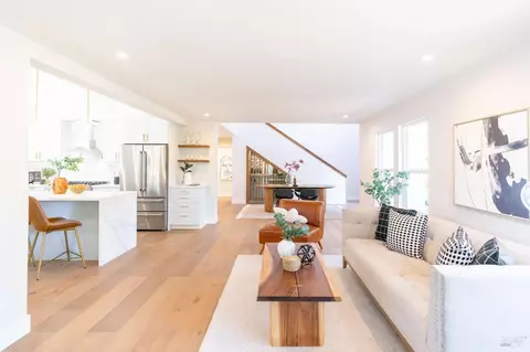 1131 Mountain View Ave, Saint Helena, CA 94574