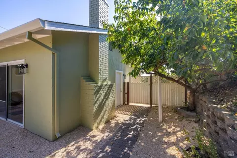 473 Del Sur St, Vallejo, CA 94591 photo 12