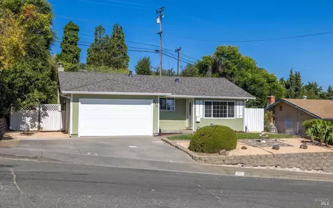 473 Del Sur St, Vallejo, CA 94591 photo 5