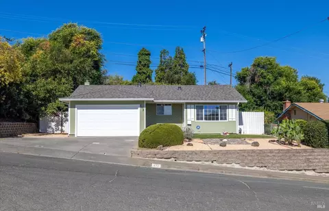 473 Del Sur St, Vallejo, CA 94591 photo 2