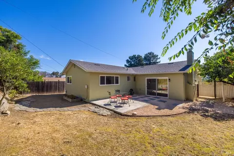473 Del Sur St, Vallejo, CA 94591 photo 10