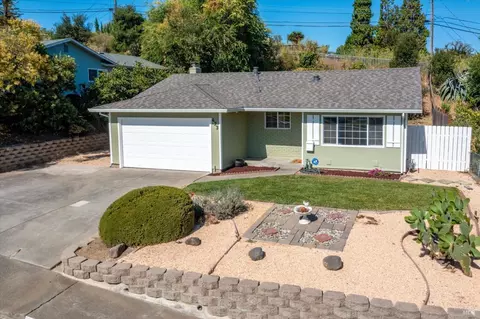 473 Del Sur St, Vallejo, CA 94591 photo 4