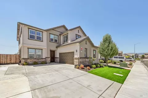 549 Kingbird Cir, Vacaville, CA 95688