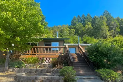 4950 Wilder Ridge Rd, Honeydew, CA 95545