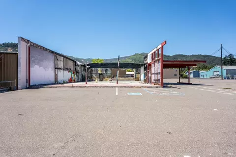 1320 S State St, Ukiah, CA 95482 photo 3