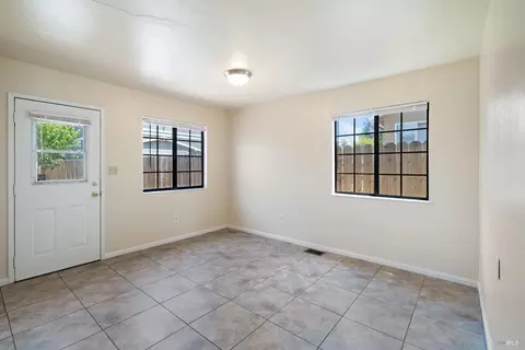 1152 Warren Ave, Vallejo, CA 94591 photo 18