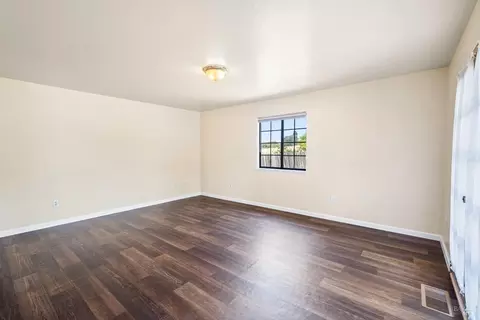 1152 Warren Ave, Vallejo, CA 94591 photo 11