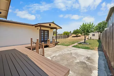 1152 Warren Ave, Vallejo, CA 94591 photo 23