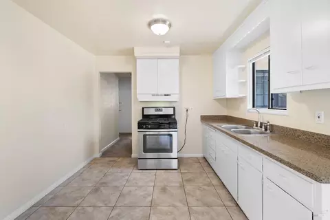 1152 Warren Ave, Vallejo, CA 94591 photo 17