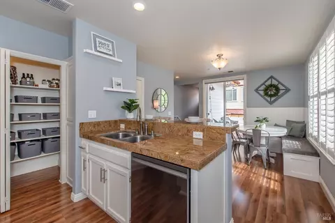 478 Emily Rose Cir, Windsor, CA 95492 photo 7
