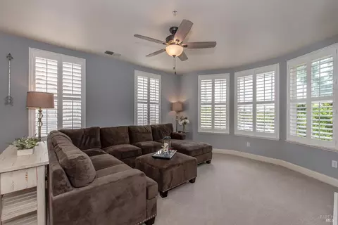 478 Emily Rose Cir, Windsor, CA 95492 photo 4