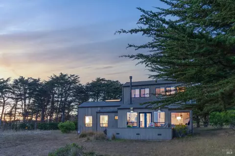 138 Brigantines Reach Rd, The Sea Ranch, CA 95497