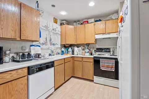 16156 20th Ave, Clearlake, CA 95422 photo 3