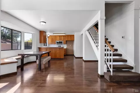 517 Christopher Way, Windsor, CA 95492 photo 13