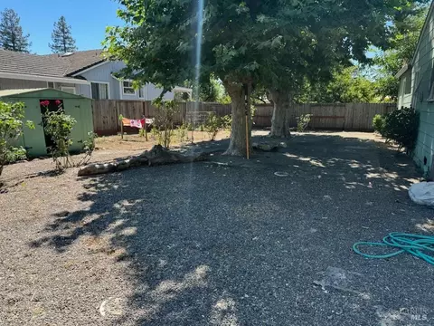 406 Wilson Ln, Windsor, CA 95492 photo 7