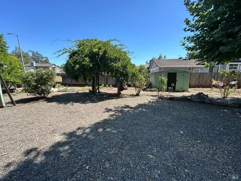 406 Wilson Ln, Windsor, CA 95492 photo 6