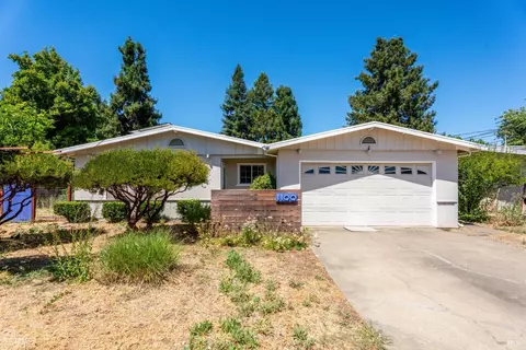 1100 Sanford Ranch Rd, Ukiah, CA 95482