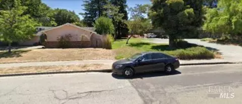 68 Blackstone Dr, San Rafael, CA 94903
