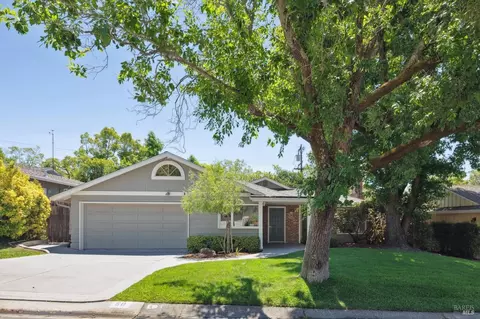 50 Corte Cayuga, Greenbrae, CA 94904