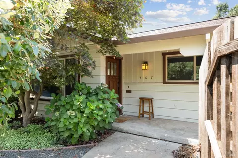 767 3rd St E, Sonoma, CA 95476 photo 4