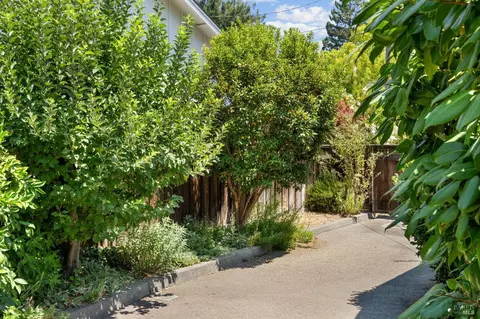 767 3rd St E, Sonoma, CA 95476 photo 27