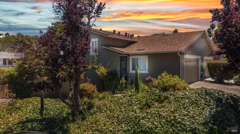 88 Calhoun St, Vallejo, CA 94590