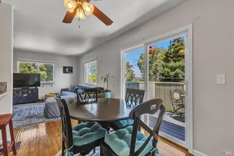 88 Calhoun St, Vallejo, CA 94590 photo 8