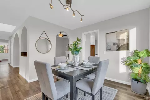 Dining - 5081 Georgia St, Vallejo, CA 94591 photo 4 of 5