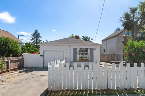 1106 Santa Clara St, Vallejo, CA 94590