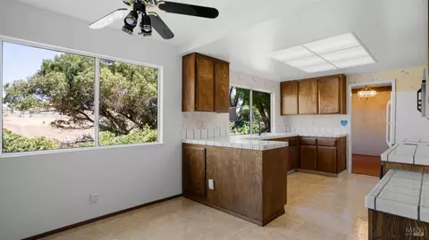 1348 Shea Ter, Vallejo, CA 94591 photo 15