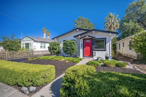 828 Wheeler St, Santa Rosa, CA 95404
