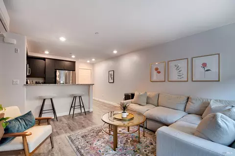 1410 Mauro Pietro Dr #202, Petaluma, CA 94954