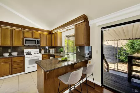 Kitchen - 837 N Regatta Dr, Vallejo, CA 94591 photo 3 of 11