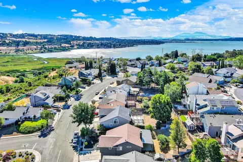 View/Area - 837 N Regatta Dr, Vallejo, CA 94591 photo 3 of 8