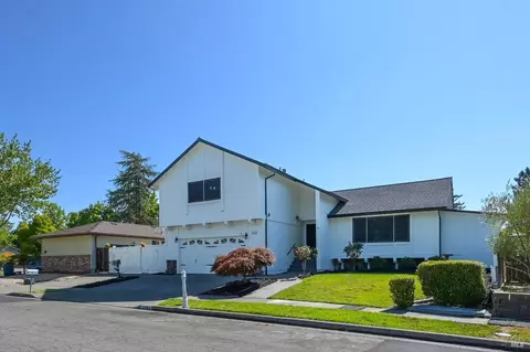 2442 Big Oak Dr, Santa Rosa, CA 95401
